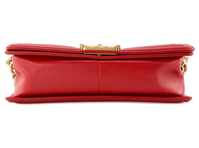 CHANEL - Borsa a tracolla Boy Chanel in pelle liscia rossa Rosso - vista 4