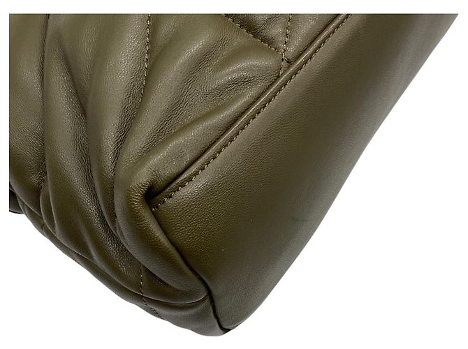 Autre Marque Borsa a tracolla Saint Laurent Small Loulou Puffer Monogram in nappa matelassé verde oliva - vista 11