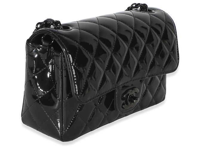 Gabrielle Borsa Chanel So Black Mini Rectangular Flap in pelle verniciata matelassé Nero - vista 4