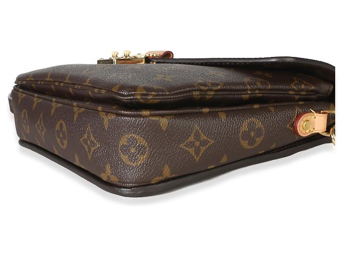Louis Vuitton Monogram Canvas Pochette Metis Marrom - vista 6