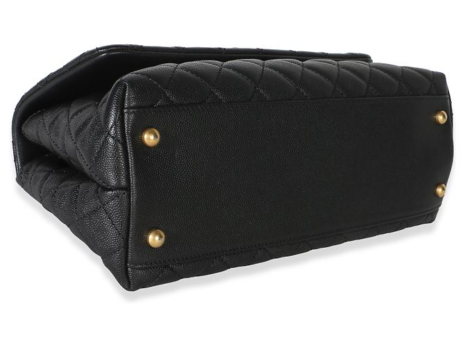 Gabrielle Bolsa Chanel Medium Coco Top Handle em couro caviar matelassé preto - vista 7