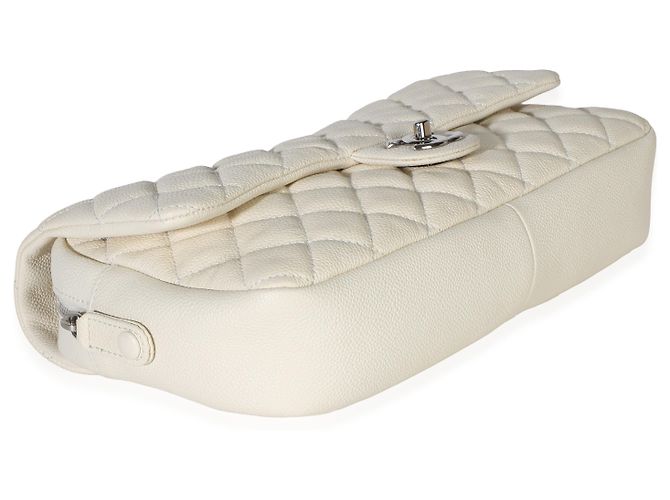 Gabrielle Borsa Chanel Jumbo Easy Flap in pelle caviar matelassé crema - vista 7