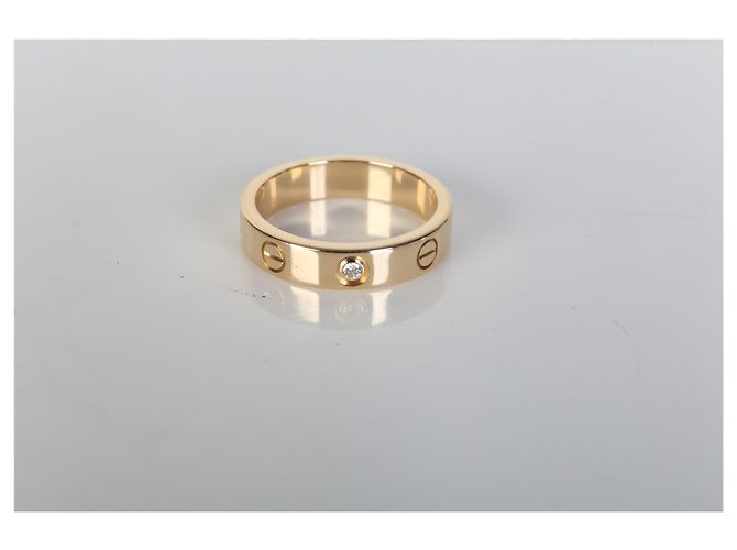 Anello Cartier Love Modello Piccolo in Oro Giallo e Diamanti - vista 5