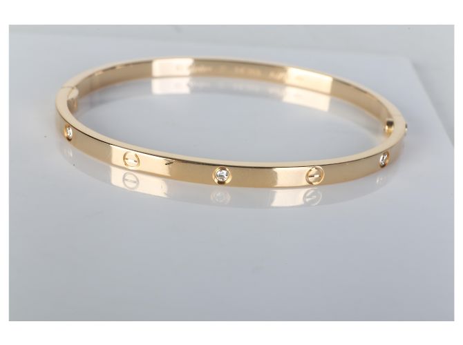 Bracciale Love Modello Small in Oro Giallo e Diamanti Cartier - vista 6