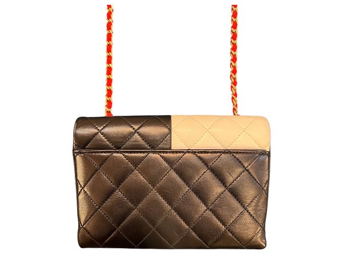 2016 Chanel Quilted Lambskin Colorblock Pagoda Flap - vista 3