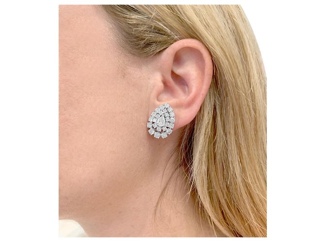 Orecchini Boucheron in platino e diamanti. - vista 7