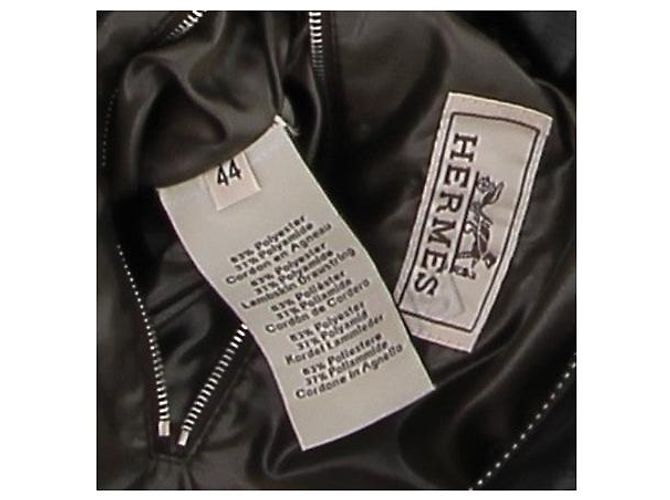 Hermès Gesteppte Kapuzenjacke in Schwarz und Khaki - Ansicht 5