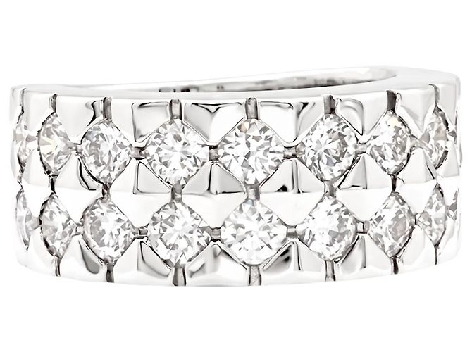 Anillo Boucheron, oro blanco y diamantes. - vista 2
