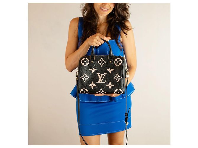 Louis Vuitton Speedy 25 Bandoulière Empreinte Leather Trunk Bag Black - vista 2