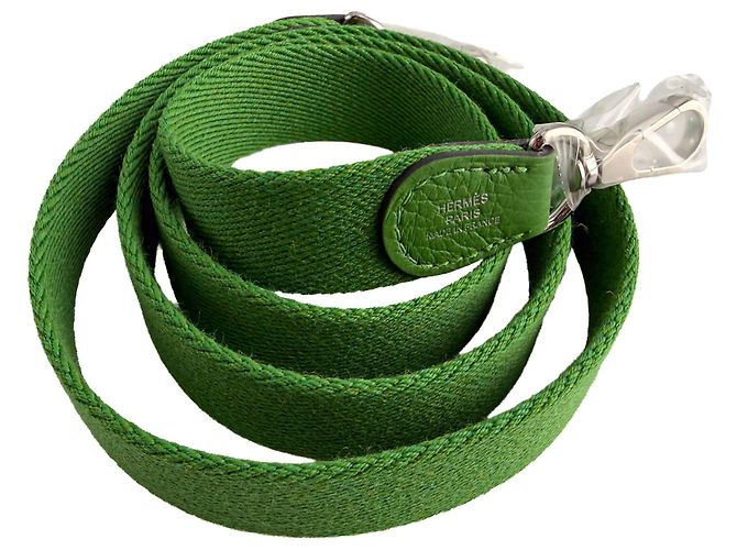 Hermès Evelyne 16 TPM Pelle Taurillon Clemence Amazone Hobo Crossbody Vert Yucca - vista 9