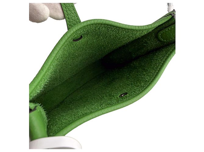 Hermès Evelyne 16 TPM Pelle Taurillon Clemence Amazone Hobo Crossbody Vert Yucca - vista 11