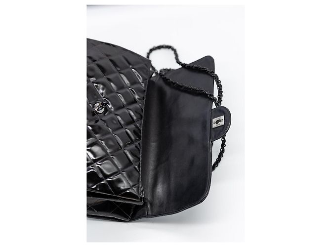CHANEL Vintage Double/Two Face Maxi 30 – Pelle verniciata nera – Hardware annerito – All Black - vista 13