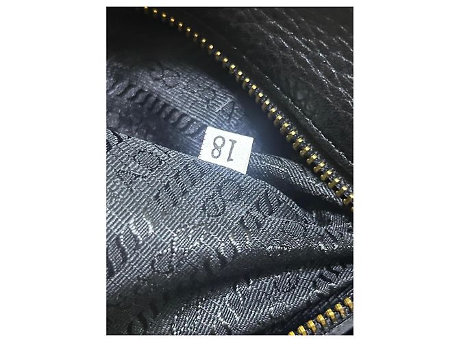 Bolsa Messenger Prada em pele de veado - vista 12