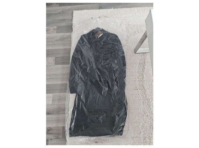 Burberry The Kensington Gabardina de algodón negra - vista 13