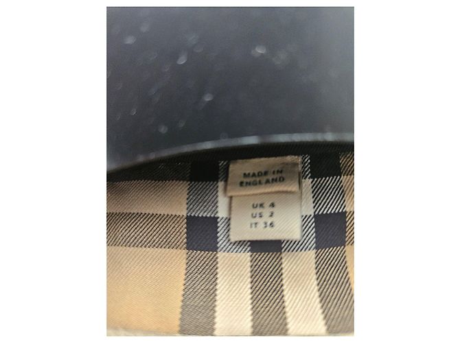 Burberry The Kensington Gabardina de algodón negra - vista 7