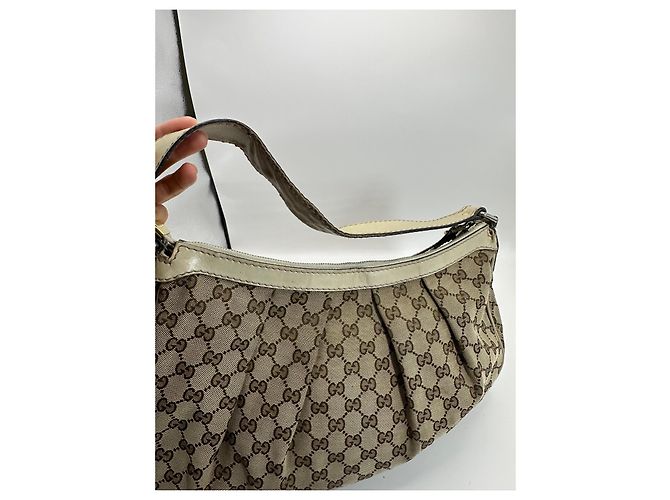 Gucci Sukey Borsa Hobo in Tela Monogramma GG - vista 13