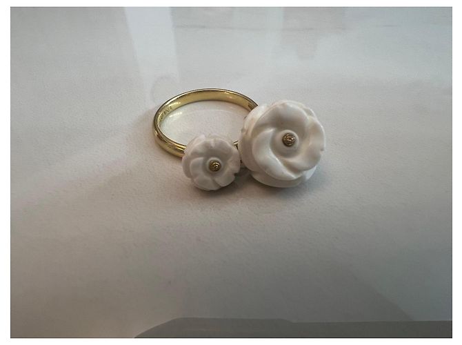 Anello Dolce & Gabbana Mamma in oro 18K e calcedonia bianca - vista 2