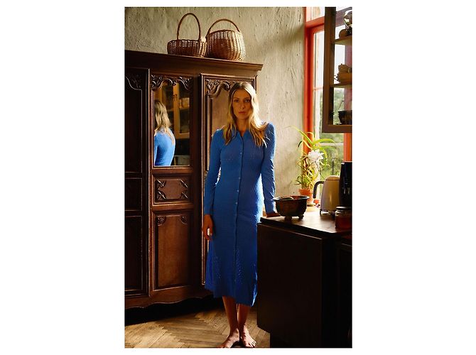 Maje Maline Midikleid aus Strick in Blau - Ansicht 6