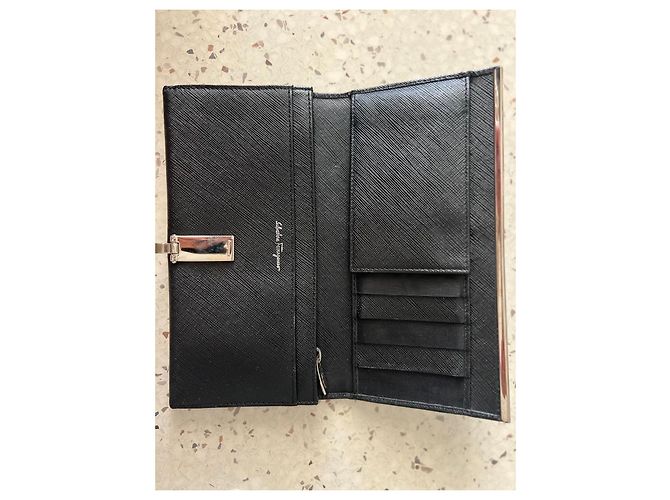 Salvatore Ferragamo Cartera de piel negra con cierre Gancini - vista 3
