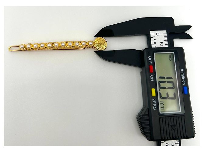 Fendi Haarspange mit Perlen und FF-Logo - Ansicht 10