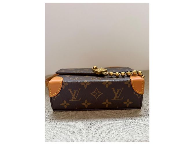 Saco de ombro Louis Vuitton Monogram Petite Malle - vista 4