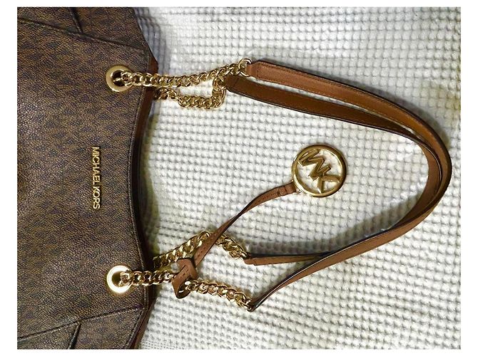 el icónico Michael Kors Jet Set Travel Large Chain Shoulder Tote - vista 4