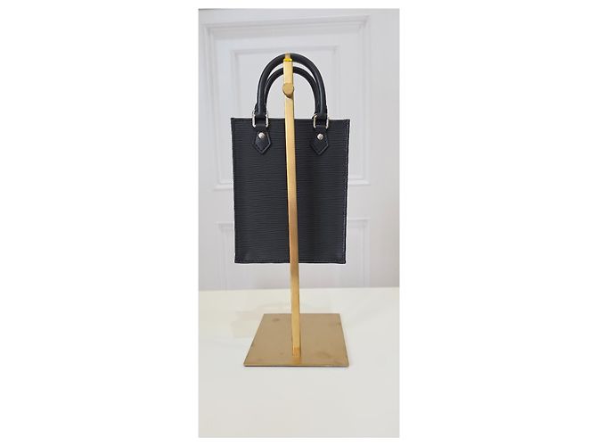 Borsa Louis Vuitton Epi Pochette Metis - vista 12