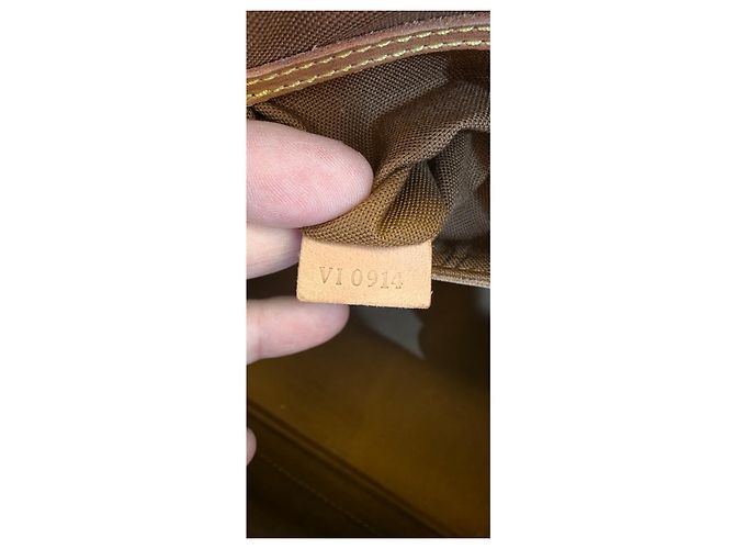 Bolso Louis Vuitton Alma Monogram - vista 8