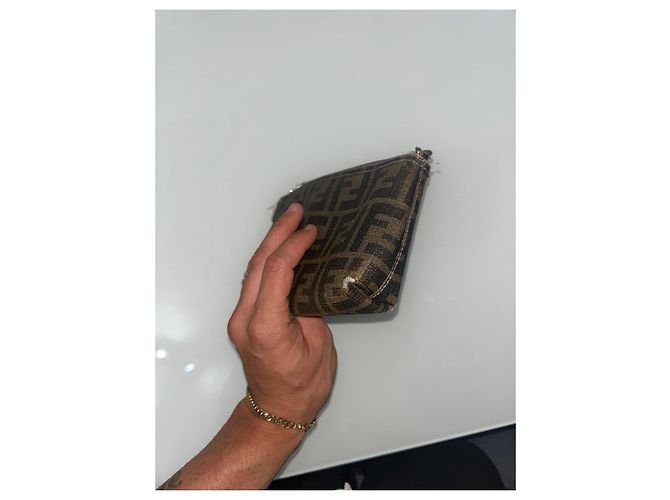 Pochette Fendi Zucca Monogram - vista 3
