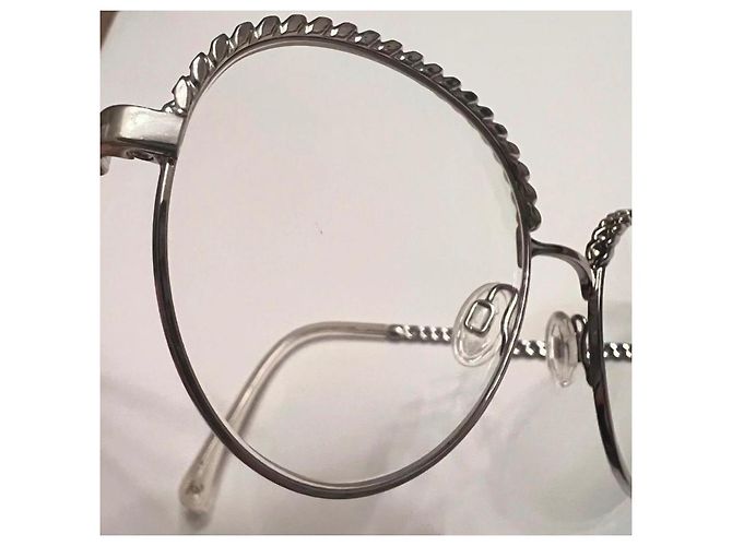 Gafas graduadas redondas de Chanel con detalle de cadena - vista 11