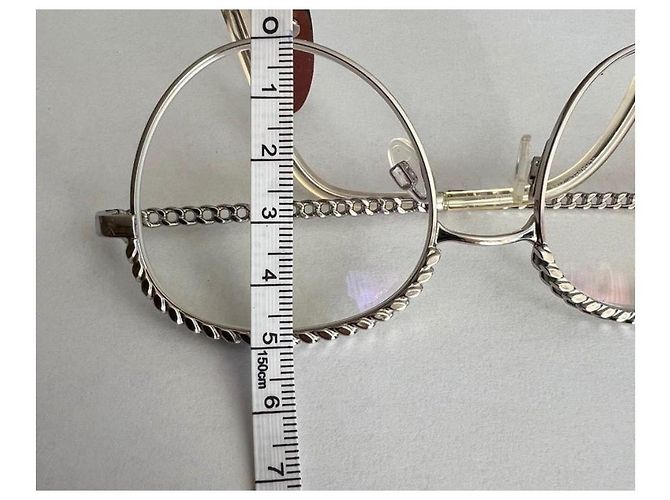 Gafas graduadas redondas de Chanel con detalle de cadena - vista 13