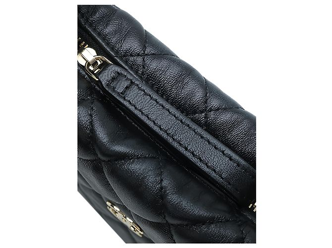Chanel Pochette Mini Matelassé in Pelle di Agnello Nera con Catena - vista 7