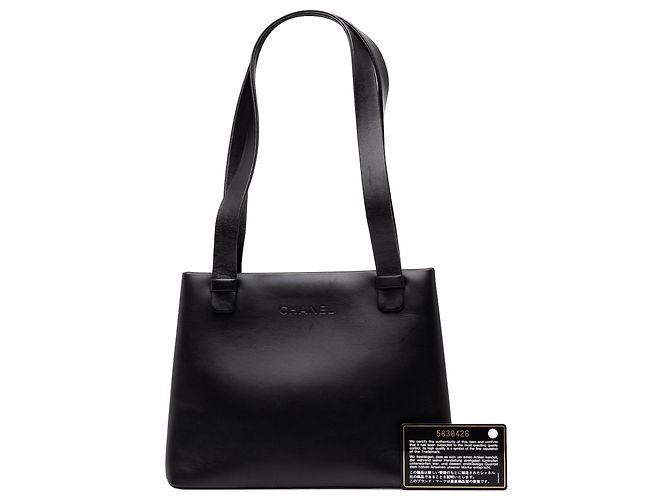 Chanel Mini Schultertasche aus schwarzem Kalbsleder mit Logo - Ansicht 7