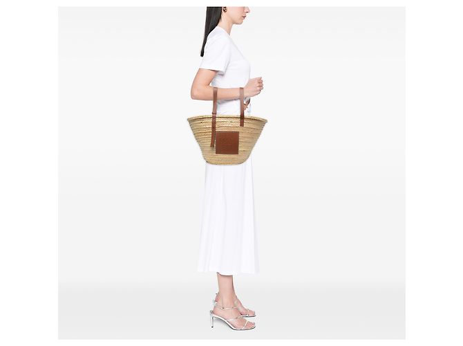 LOEWE Großer Anagram-Korb-Tote aus Raphia in Beige - Ansicht 5