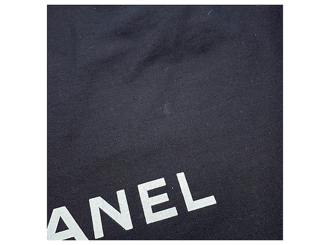 Chanel Black Quilted Tweed and Nylon Astronaut Essentials Flap - vista 13