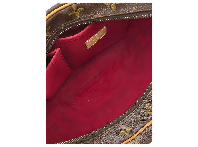 Louis Vuitton Brown Monogram Croissant MM - vista 4