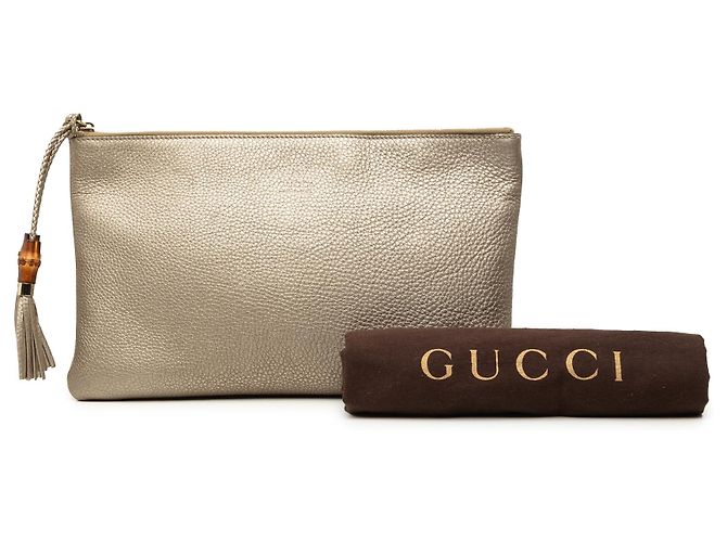 Bamboo Clutch Gucci de piel de becerro dorada con borla de bambú - vista 7