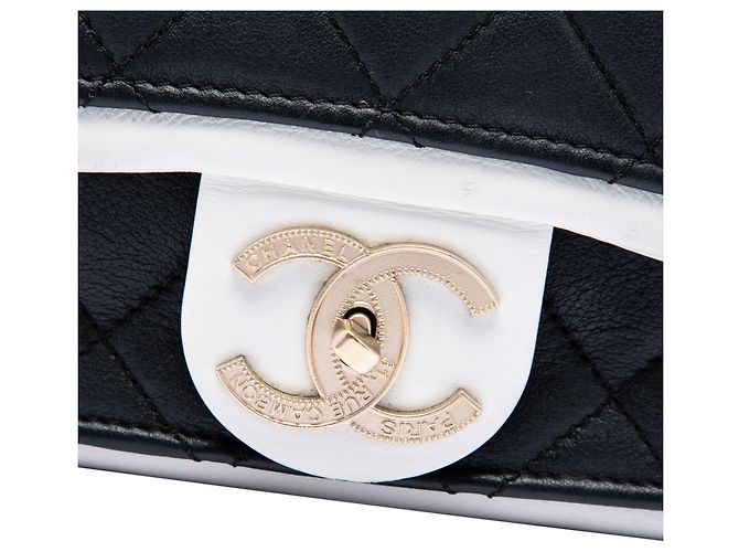Chanel Mini Square Calfskin Graphic Flap Crossbody Nero - vista 5