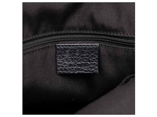 Bolso Gucci Black Medium GG Canvas Charm Dome Satchel - vista 5