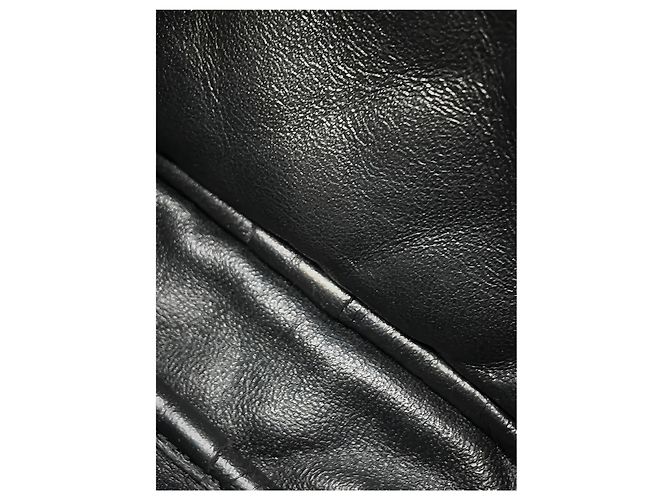 Chanel Small CC Quilted Camera Bag aus schwarzem Lammleder - Ansicht 12