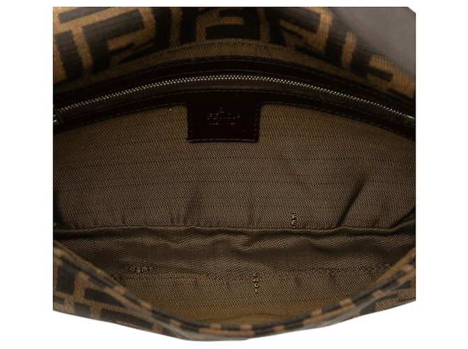 Fendi Baguette Tasche aus braunem Zucca Canvas - Ansicht 4