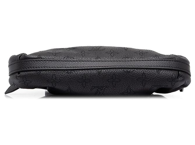Louis Vuitton Black Monogram Mahina Scala Mini Pouch - vista 3