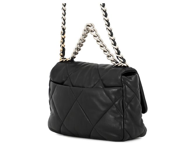 Chanel Black Medium Lambskin 19 Flap - vista 2