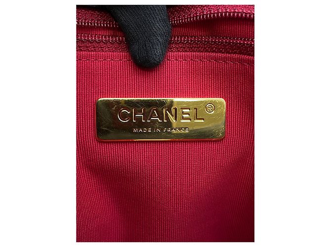 Chanel Black Medium Lambskin 19 Flap - vista 5