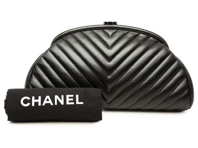 Clutch Chanel Timeless Kisslock in pelle d'agnello nera chevron Nero - vista 7