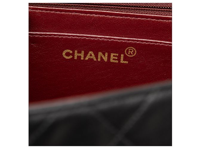 Chanel Black Maxi XL Classic Lambskin Single Flap - vista 5