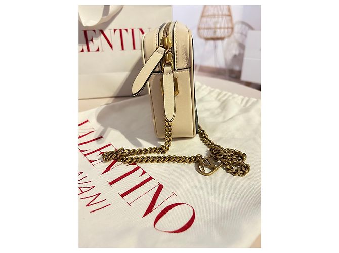 Valentino Garavani Viva Superstar VLOGO Leather Shoulder Bag - vista 11
