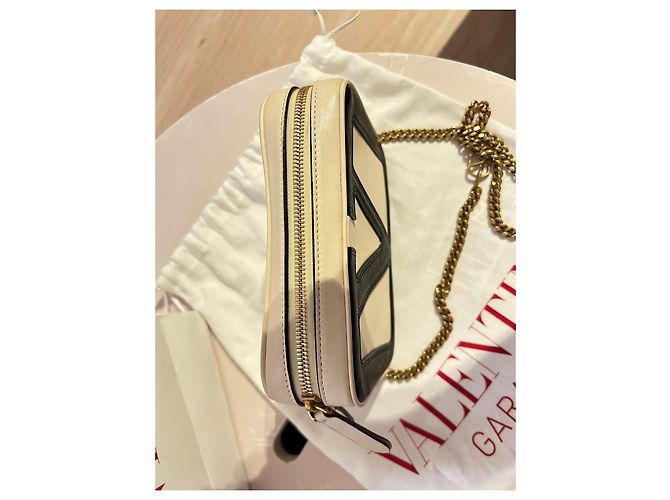 Valentino Garavani Viva Superstar VLOGO Leather Shoulder Bag - vista 9