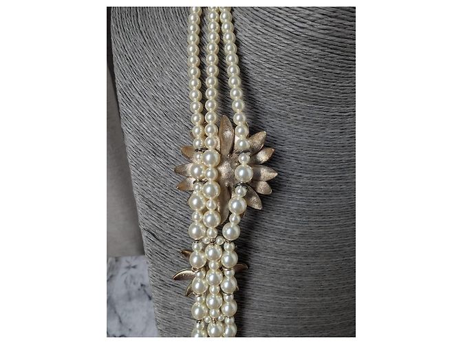 Collier Chanel multi-rangs en perles et fleurs émaillées Blanc Multicolore - vue 8