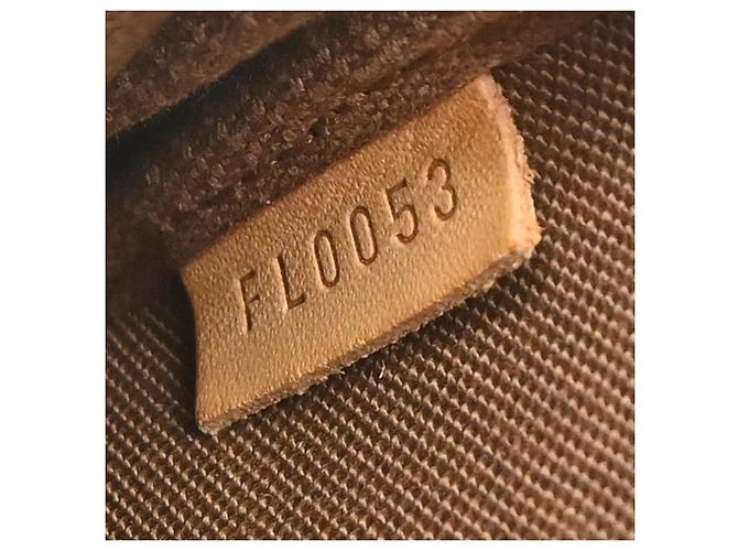 Louis Vuitton Mini pochette accessoires Canvas Mini - vista 5